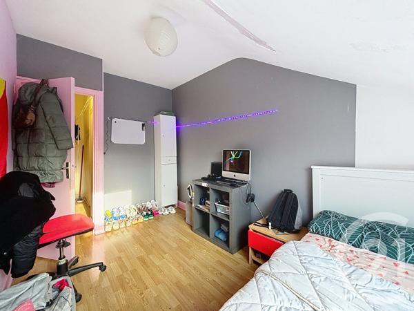 Immeuble à vendre  186 m2 BAR SUR AUBE - 10