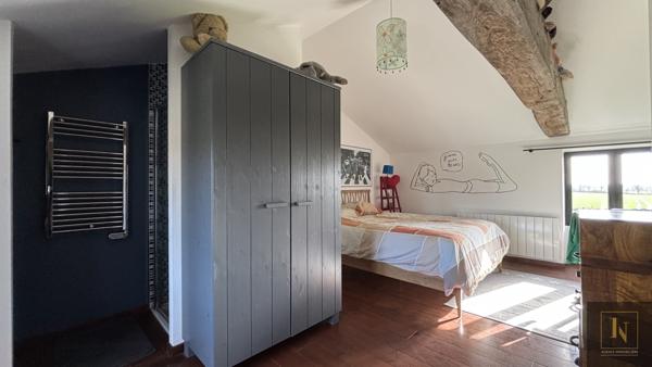 Maison 8 pièce(s) 4 chambre(s) 200 m²
