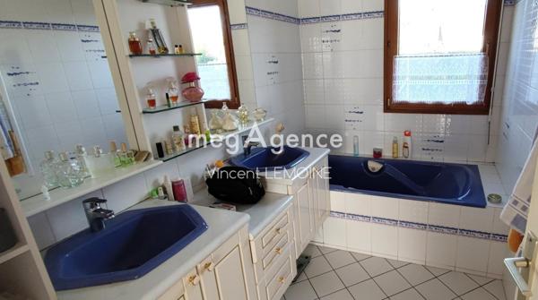 Maison à AVRANCHES, 50300 - 7 pièces 122m²