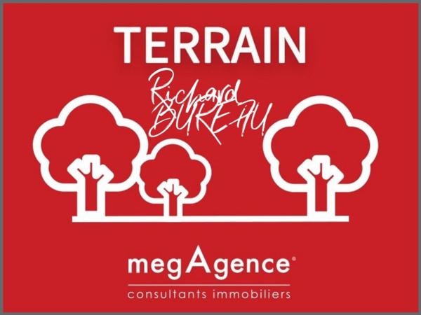Terrain à FLASSANS-SUR-ISSOLE, 83340 - 6116m²