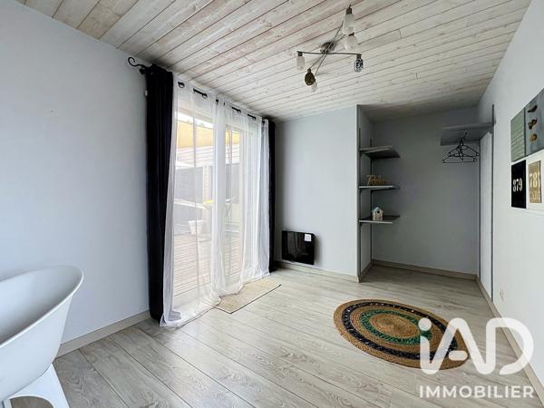 Maison à vendre 5 pièces 206 m² Saint-Pierre-du-Mont