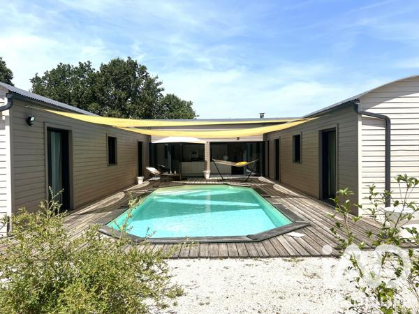 Maison à vendre 5 pièces 206 m² Saint-Pierre-du-Mont