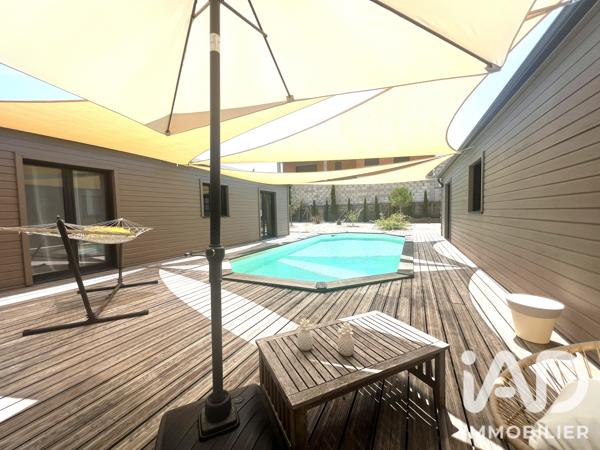 Maison à vendre 5 pièces 206 m² Saint-Pierre-du-Mont