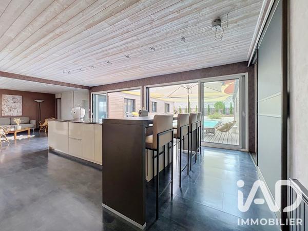 Maison à vendre 5 pièces 206 m² Saint-Pierre-du-Mont