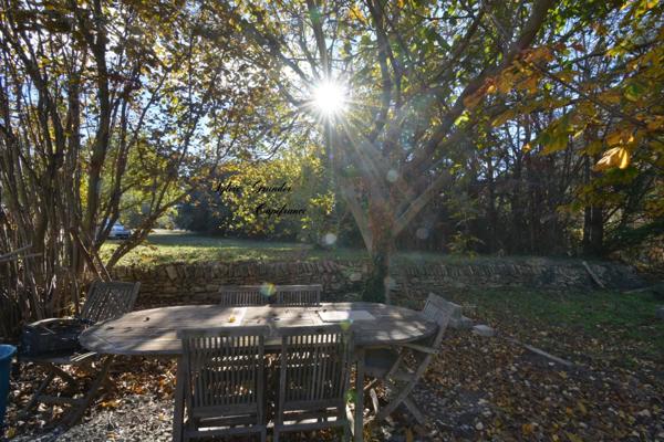 Dpt Bouches du Rhône (13), à vendre SAINT CHAMAS maison P7 de 165 m² - Terrain de 5 840,00 m² - Plain pied