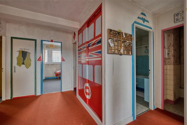 Appartement 10 pièces - 179 m²