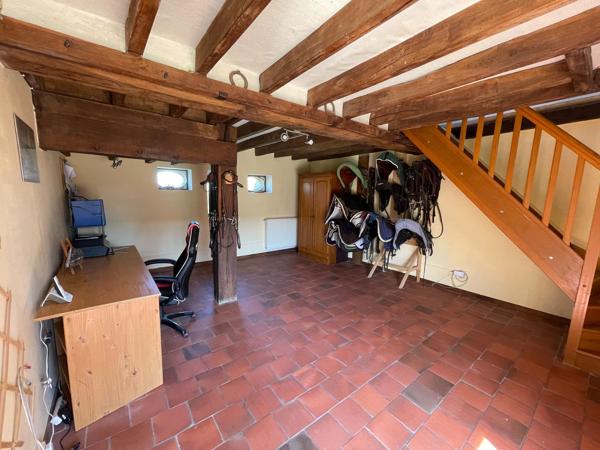 CORPS DE FERME avec dépendances