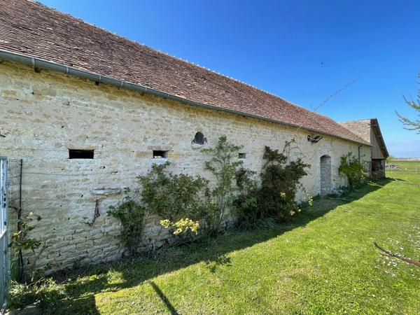 CORPS DE FERME avec dépendances