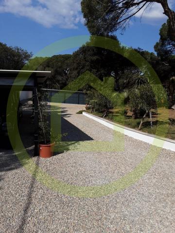 Maison à ROQUEBRUNE SUR ARGENS (83520)