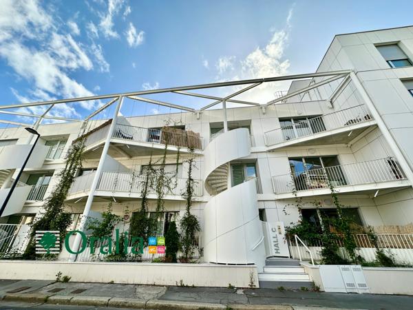 Parking · Location Bordeaux (33000)