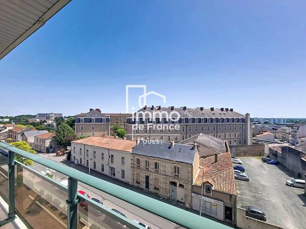 Appartement à vendre à Roche-sur-Yon (85000)