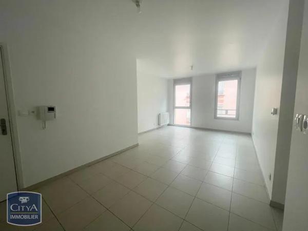 Appartement à louer 3 pièces 59.55m² Villeurbanne (69100)