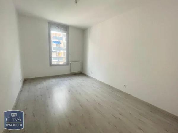 Appartement à louer 3 pièces 59.55m² Villeurbanne (69100)