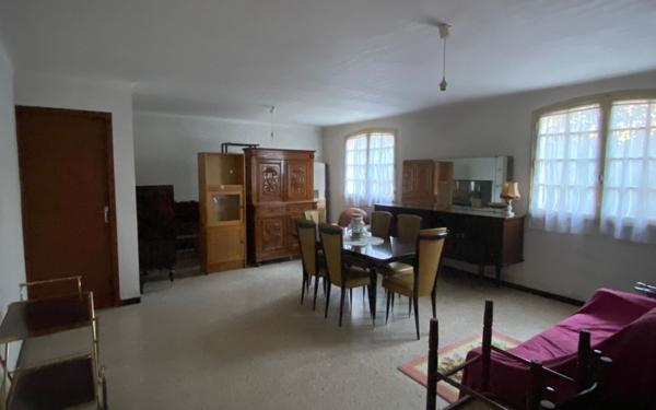 Maison à vendre    5 pièces •  Mallemort