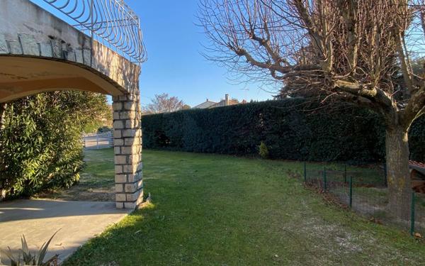 Maison à vendre    5 pièces •  Mallemort