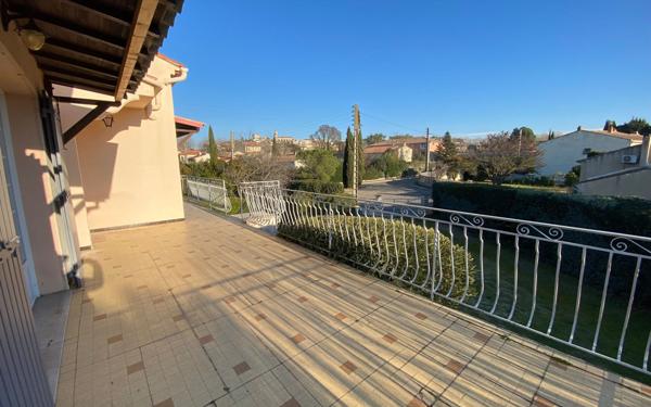 Maison à vendre    5 pièces •  Mallemort