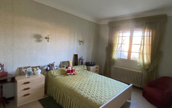 Maison à vendre    5 pièces •  Mallemort