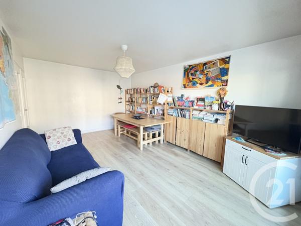 Appartement à vendre  4 pièces - 77,94 m2 PARIS - 75019