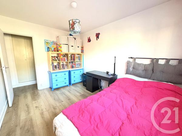 Appartement à vendre  4 pièces - 77,94 m2 PARIS - 75019