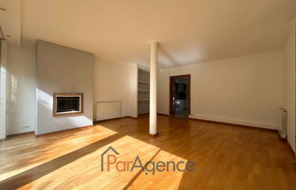 VILLA CONTEMPORAINE DE PLAIN-PIED