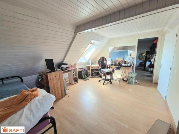 Très bien placé tout en étant au calme