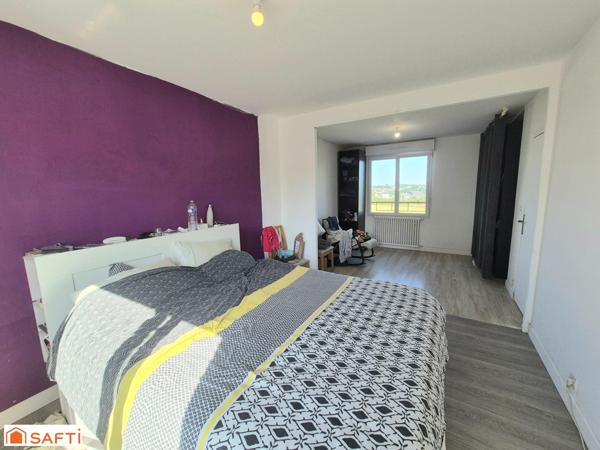 Très bien placé tout en étant au calme