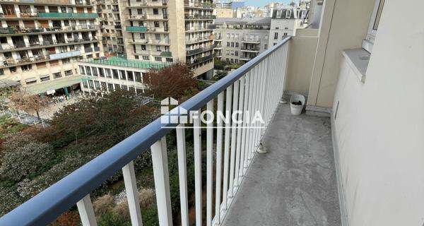 Location Appartement 4 pièces 90.18 m² - Paris 75015