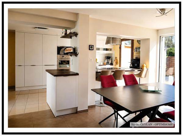 Maison à vendre 8 pièces  (60)