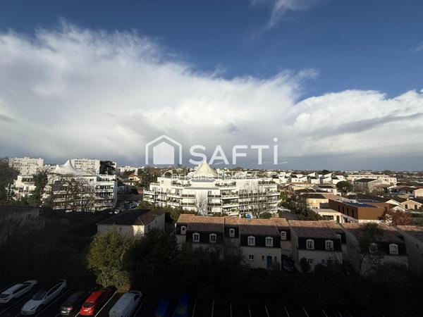 Appartement T4 Lumineux dernier étage avec Terrasse