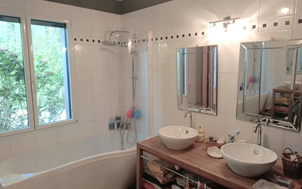 Maison à vendre    5 pièces • 161,71 m2 Yvetot