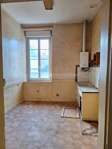 Immeuble mixte de 1 193 m²