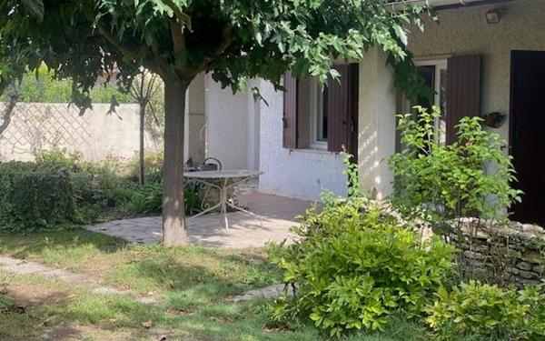 Maison à vendre    4 pièces •  L'Isle-sur-la-Sorgue