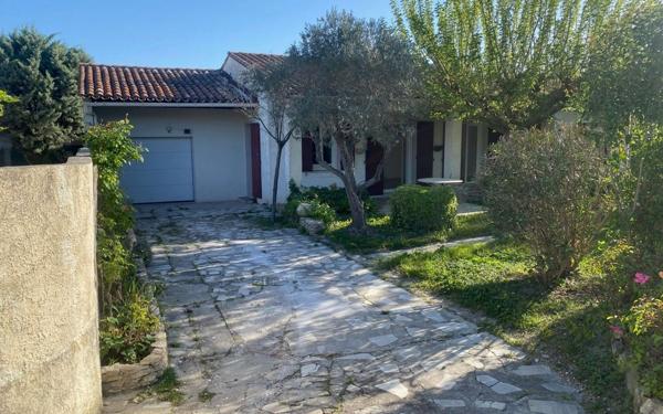 Maison à vendre    4 pièces •  L'Isle-sur-la-Sorgue