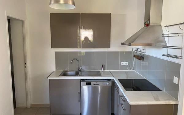 Maison à vendre    4 pièces •  L'Isle-sur-la-Sorgue