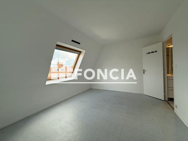 Location Appartement 2 pièces 31.71 m² - 38 RUE DE LA PERIGOURDINE Cabourg 14390