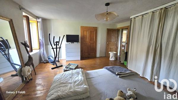 Longère 6 pièces de 183 m² à Bellecombe-en-Bauges (73340)