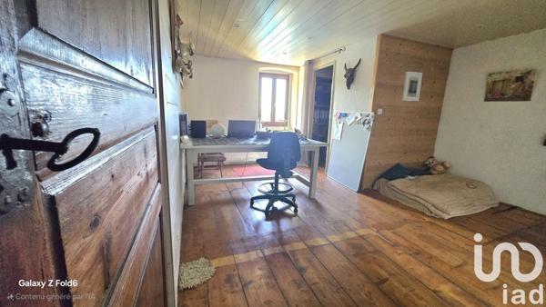 Longère 6 pièces de 183 m² à Bellecombe-en-Bauges (73340)