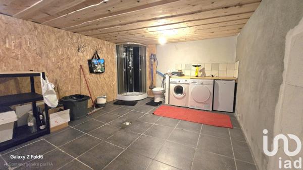 Longère 6 pièces de 183 m² à Bellecombe-en-Bauges (73340)