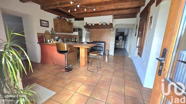 Longère 6 pièces de 183 m² à Bellecombe-en-Bauges (73340)