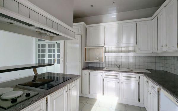 Maison à vendre    7 pièces • 171 m2 Lagny-sur-Marne