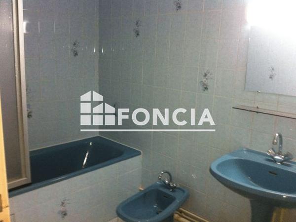 Location Appartement 3 pièces 71.6 m² - 11 BIS AVENUE BEZIOU Billere 64140