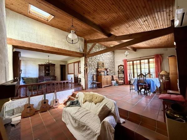 Maison à vendre 450 000 € Tarnos 6 p 142 m² DPE E