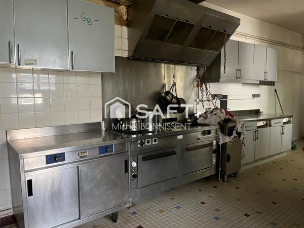 Immeuble commerce et appartement en centre ville