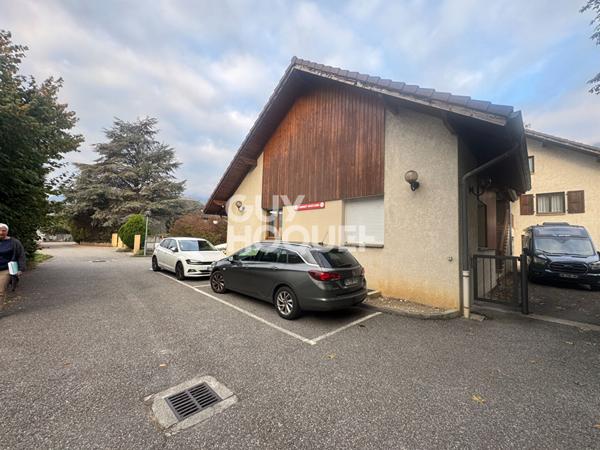 Local professionnel à Gilly Sur Isere 5 pièce(s)
