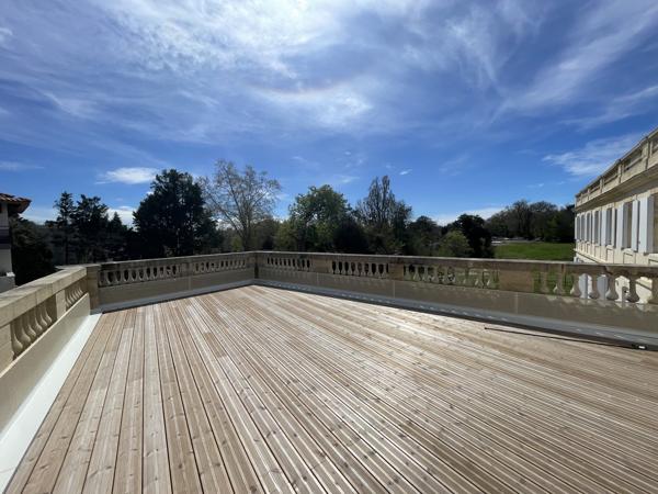 T4 en Pierre avec Jardin/Parkings/Cave - Proche Bourg