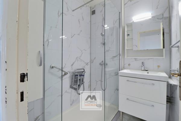BORDEAUX dans le centre de Caudéran, à vendre appartement avec 3 chambres et garage