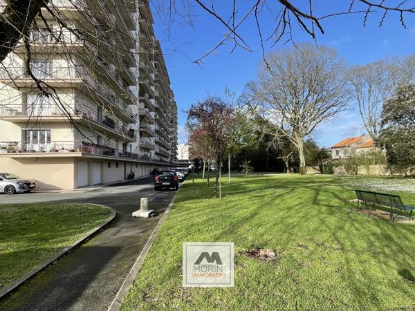 BORDEAUX dans le centre de Caudéran, à vendre appartement avec 3 chambres et garage