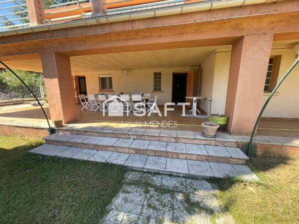 BELLE PROPRIETE AVEC PISCINE ET TERRAIN DE TENNIS SUR 23033 M² A 10 MINUTES DU CENTRE VILLE
