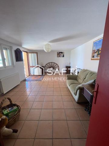 BELLE PROPRIETE AVEC PISCINE ET TERRAIN DE TENNIS SUR 23033 M² A 10 MINUTES DU CENTRE VILLE
