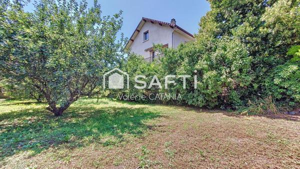 Moirans, Maison individuelle d'environ 170m² habitables sur 3 niveaux